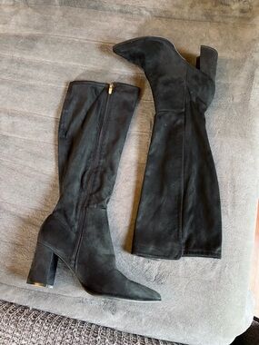 Women’s Marc Fisher Knee High Black Suede Boots, Size 10